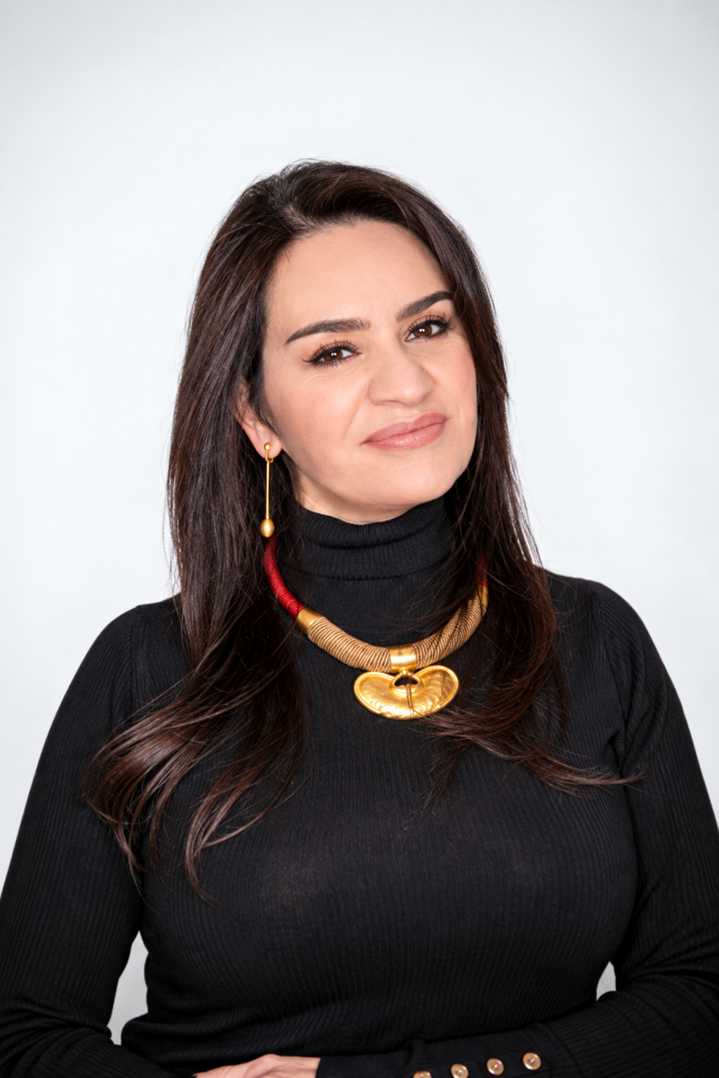 Adriana Rozo-Angulo in a black sweater, author, executive and speaker